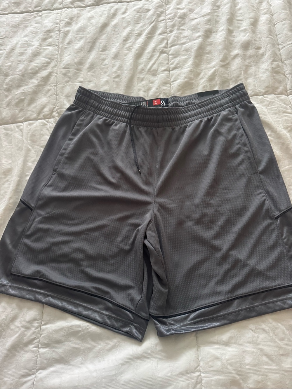 Men's UA Athletic Mesh Shorts - Gray size 2XL NWT